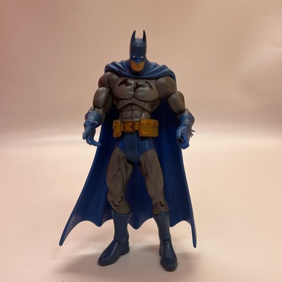 DC Universe Classics BATMAN DCUC used Mattel multiverse DCSH S3 select sculpt - Picture 1 of 10